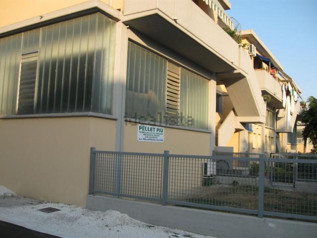 Capannone in affitto di 600 m² in Via Di Vittorio, 6