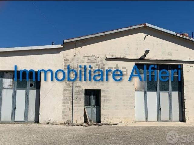 Capannone in affitto di 600 m² in Contrada Campanaro