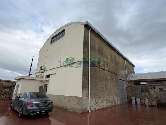 Capannone in affitto di 600 m² in Contrada Maiorana