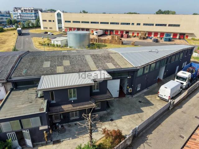 Capannone in affitto di 650 m² in Via Don Minzoni, 3