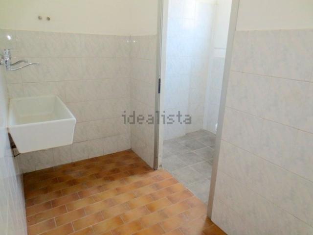 Capannone in affitto di 750 m² in Via Vigazzolo
