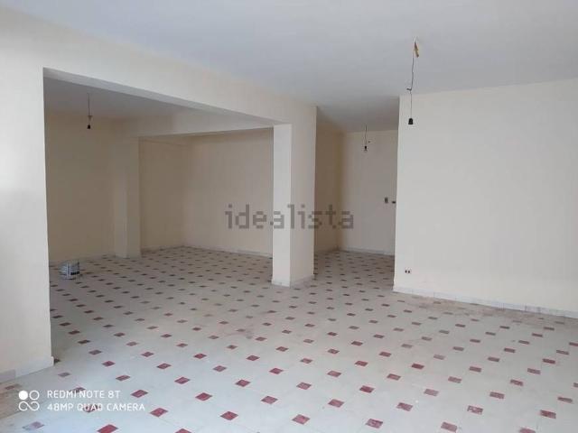 Capannone in affitto di 80 m²