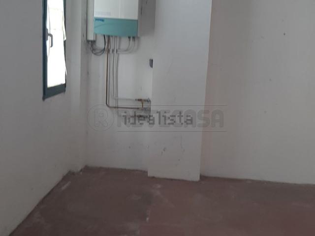 Capannone in affitto di 85 m² in Viale Sant&apos  Agostino