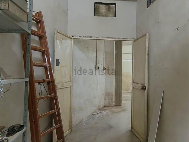 Capannone in affitto di 90 m² in Via Fiume