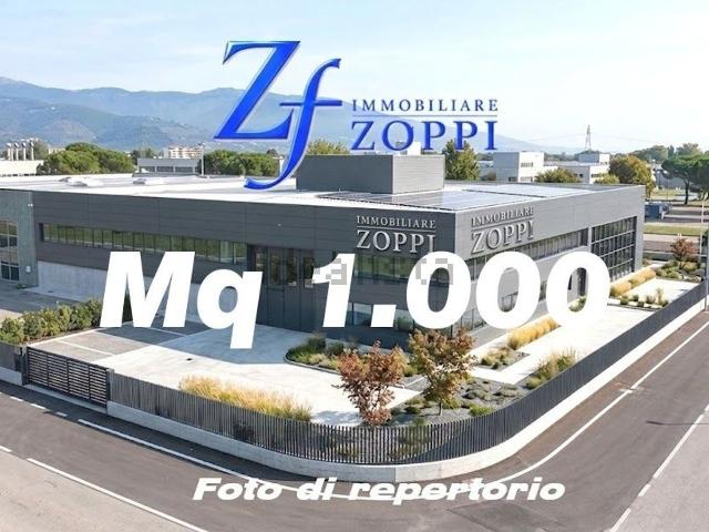 Capannone in affitto di 1000 m² in Via Fonda di Mezzana
