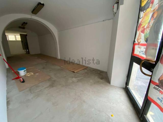 Capannone in affitto di 100 m²