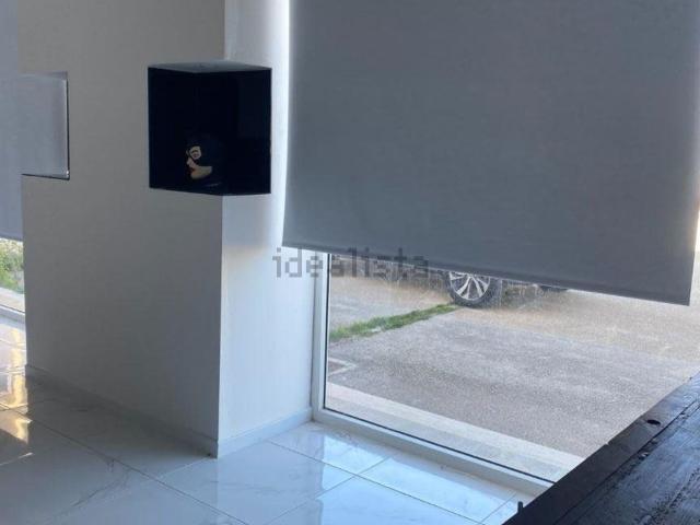 Capannone in affitto di 1062 m² in Strada Provinciale 114