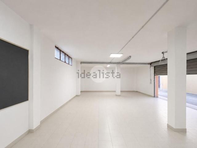 Capannone in affitto di 110 m² in Via Don Luigi Palazzolo