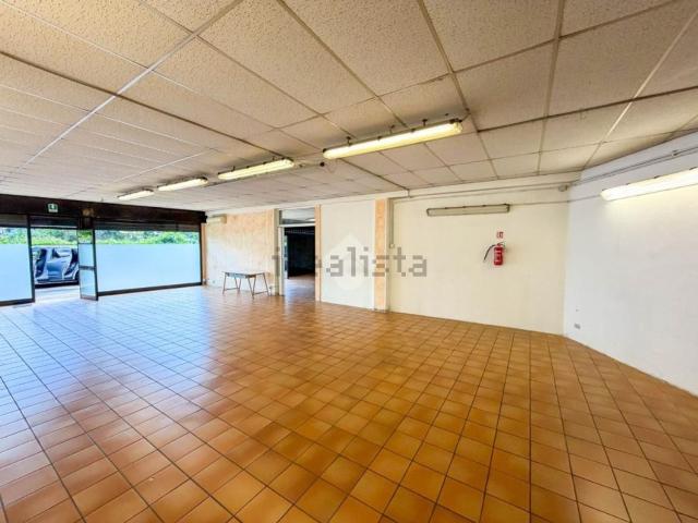 Capannone in affitto di 110 m² in Via della Stazione, 30