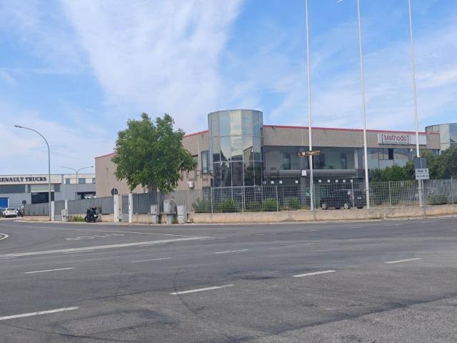 Capannone in affitto di 160 m²