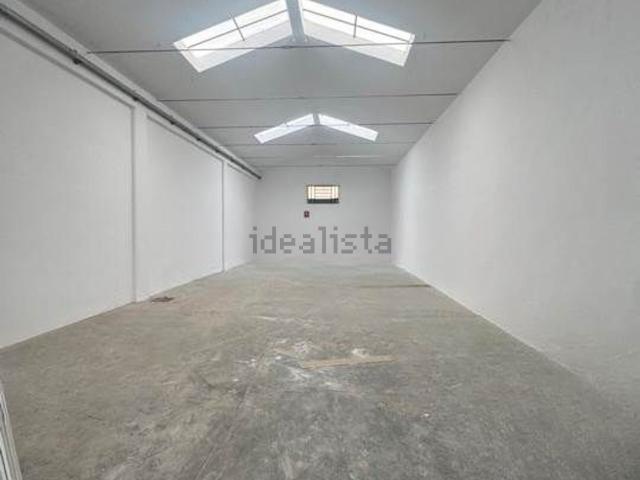 Capannone in affitto di 160 m² in Via Montalese, 296