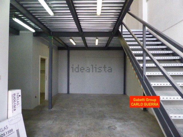 Capannone in affitto di 180 m² in Viale delle Industrie