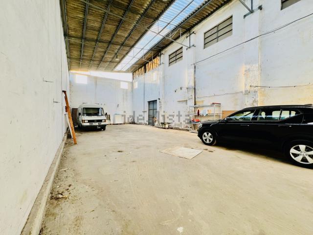 Capannone in affitto di 183 m² in Via Pianelle