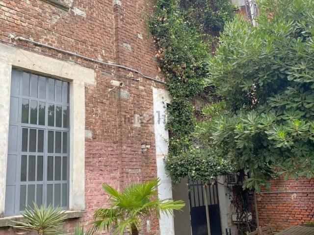Capannone in affitto di 185 m² in Via Mecenate
