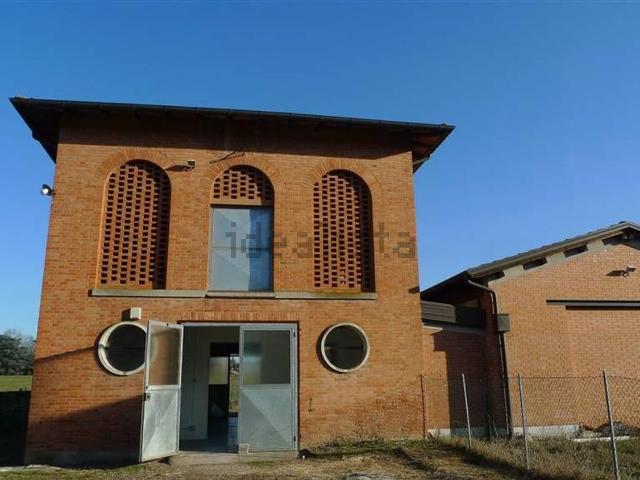 Capannone in affitto di 200 m² in Via San Pancrazio