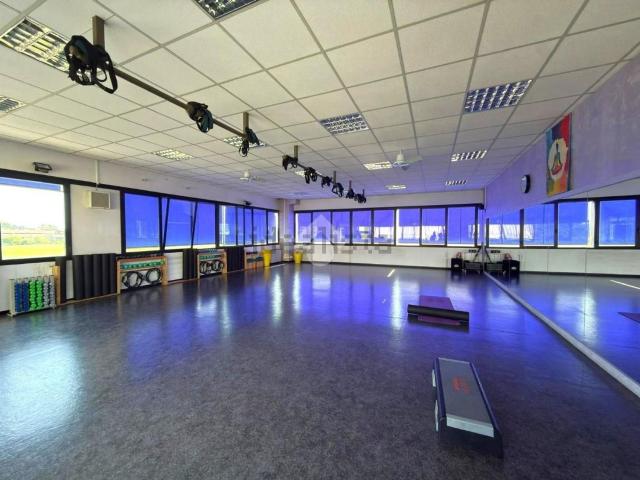 Capannone in affitto di 212 m² in Corso Vercelli, 328