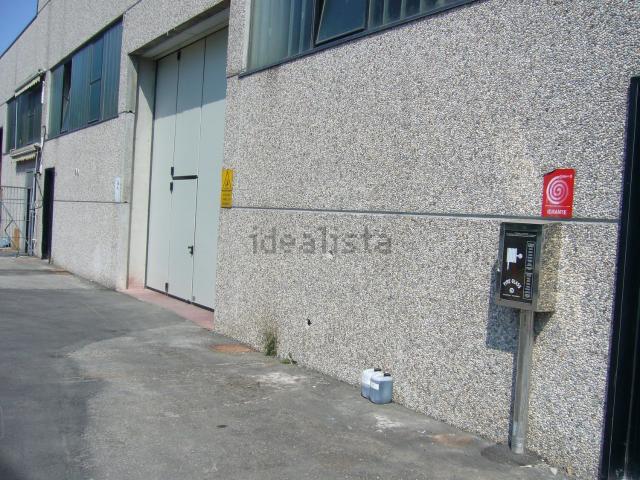 Capannone in affitto di 2200 m² in Via Statale