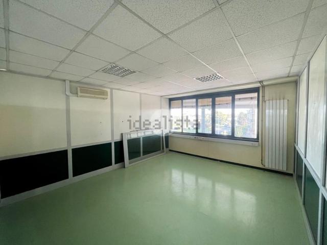 Capannone in affitto di 25 m² in Via Trieste, 1