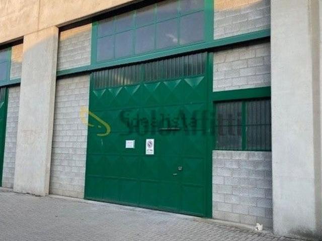 Capannone in affitto di 273 m² in Via Antonio Pacinotti, 1