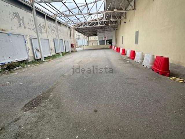 Capannone in affitto di 3000 m² in Via Don Blasco, 59