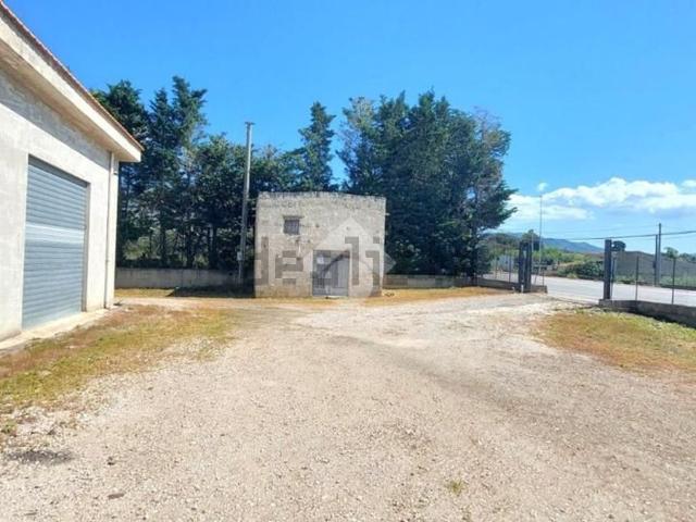 Capannone in affitto di 300 m² in Viale dei Platani, 190
