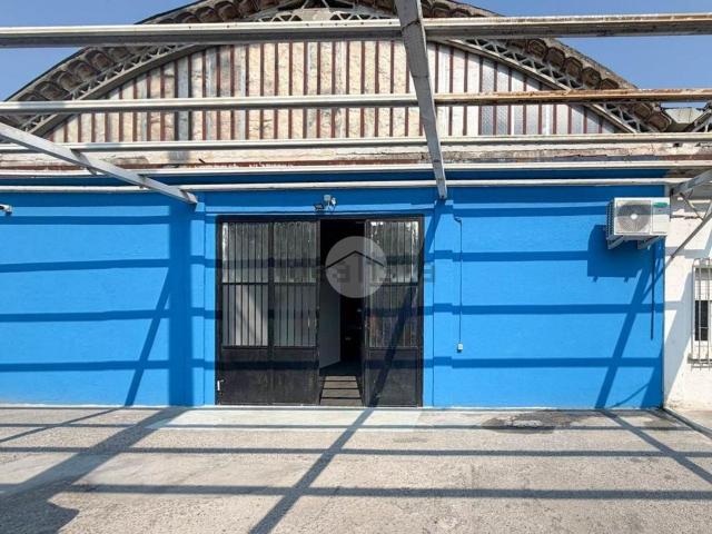 Capannone in affitto di 300 m² in Viale Sant&apos Eufemia, 52