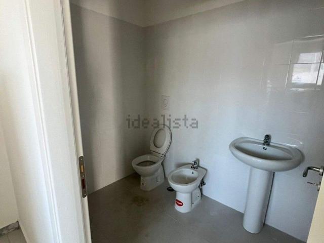 Capannone in affitto di 310 m²