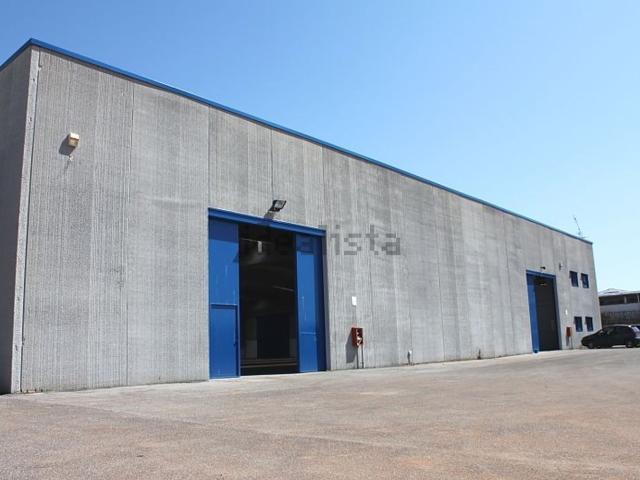 Capannone in affitto di 3197 m² in Via Campobello, 7