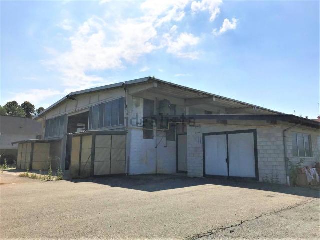 Capannone in affitto di 330 m² in Via Geola, 10