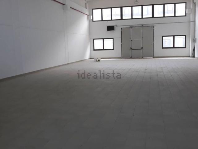 Capannone in affitto di 340 m² in Via San Giorgio