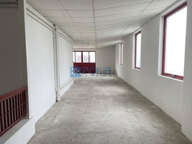 Capannone in affitto di 370 m² in Via Germania, 22