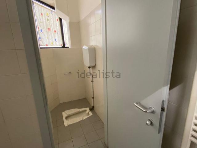 Capannone in affitto di 380 m² in Via dell&apos  Industria, 23