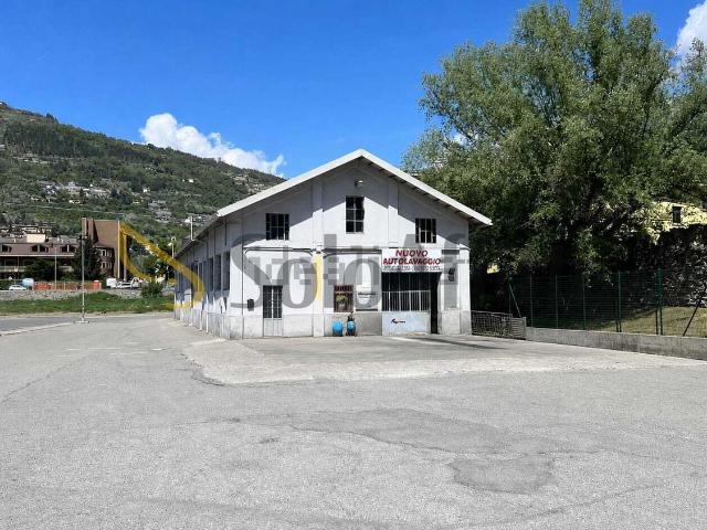 Capannone in affitto di 390 m² in Viale Partigiani, 31
