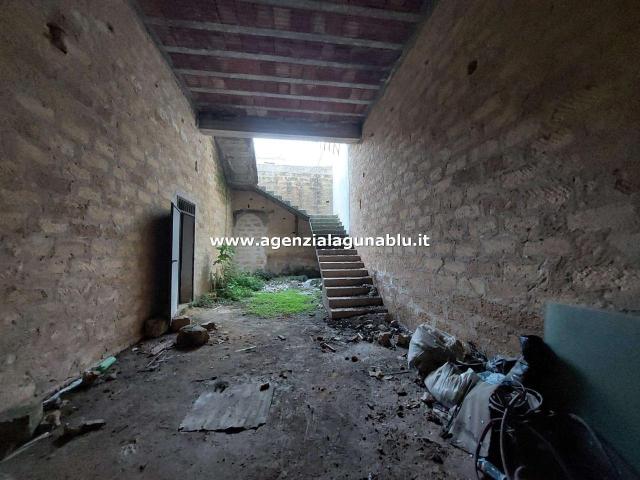 Capannone in vendita a Mazara Del Vallo