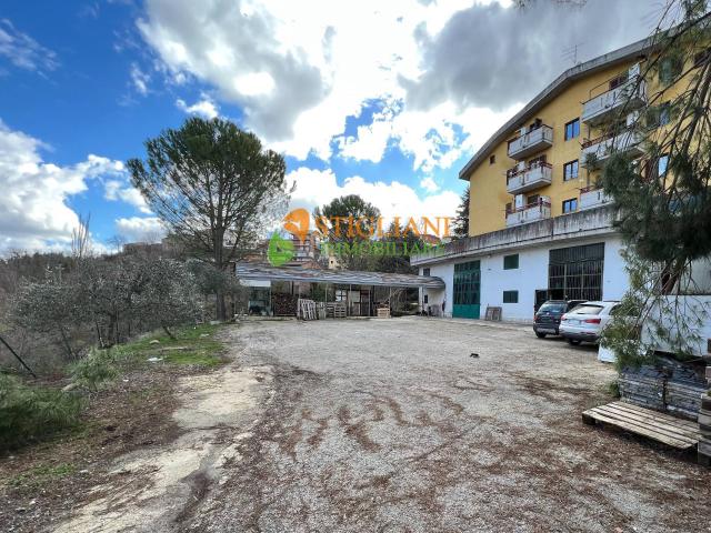 Capannone in vendita a Mirabello Sannitico, Via Foggia