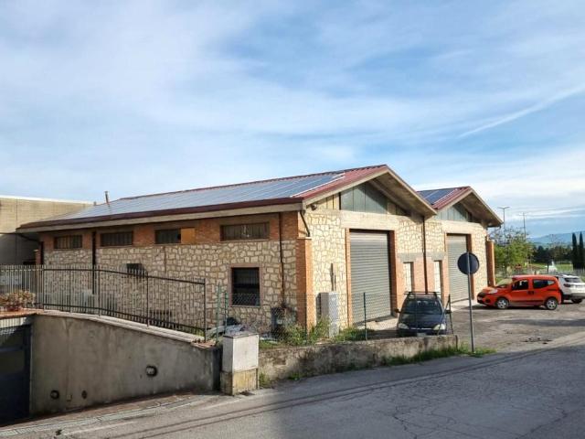 Capannone in vendita a Montepulciano