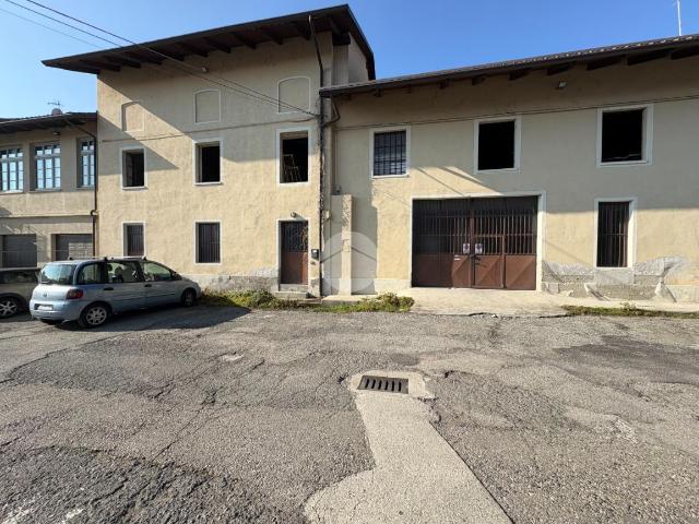 Capannone in vendita a Oglianico