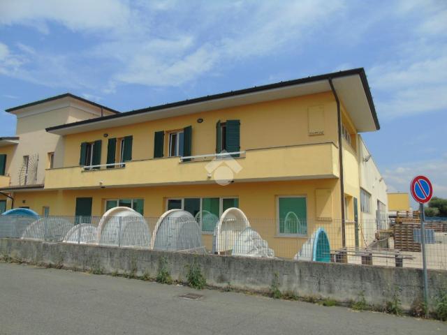 Capannone in vendita a Azzano Mella