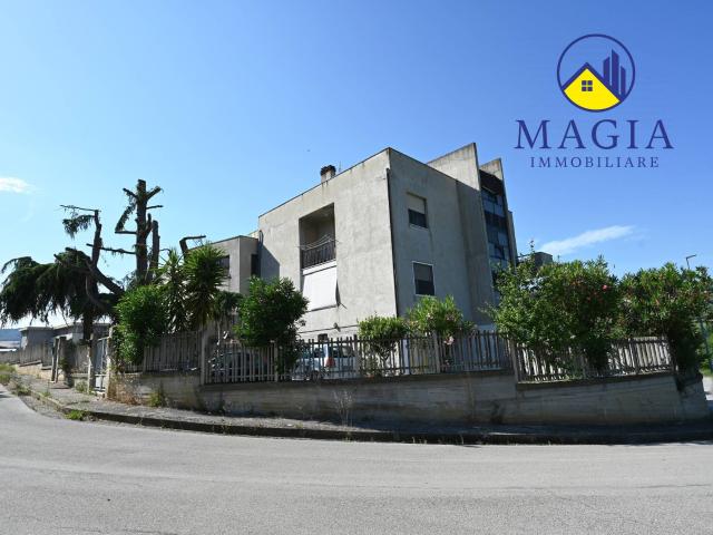Capannone in vendita a Acquaviva Picena, Sant'Angelo zona industriale