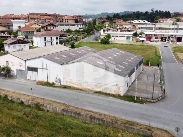 Capannone in vendita a Acqui Terme