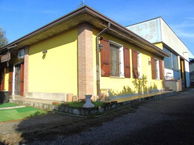 Capannone in vendita a Bagnolo Mella