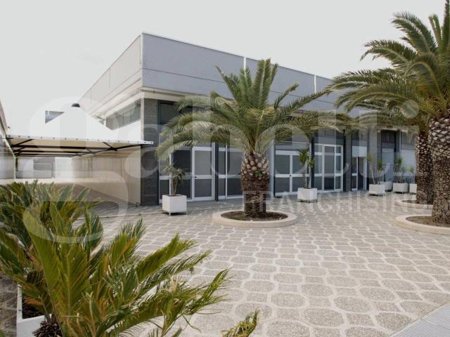 Capannone in vendita a Barletta