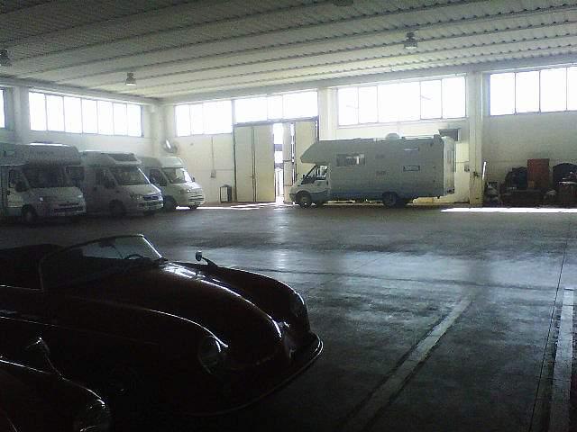 Capannone in vendita a Cascina