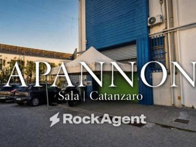 Capannone in vendita a Catanzaro