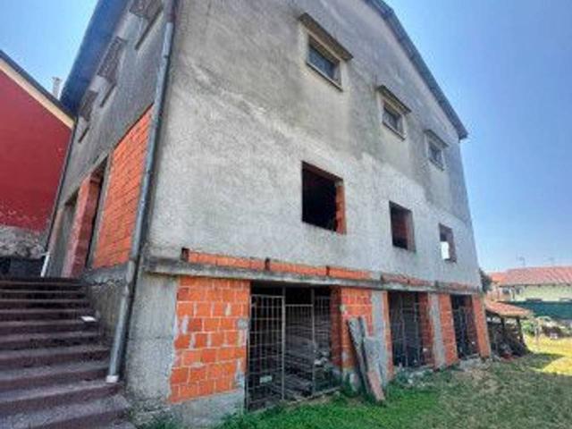 Capannone in vendita a Cavaglia'
