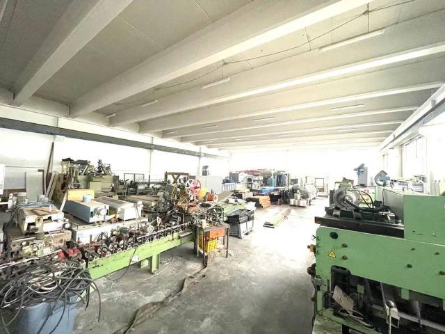 Capannone in vendita a Costermano sul Garda