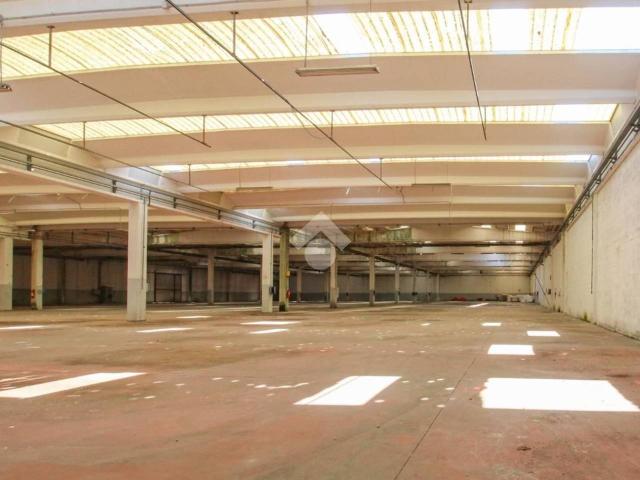 Capannone in vendita a Fiorano Modenese