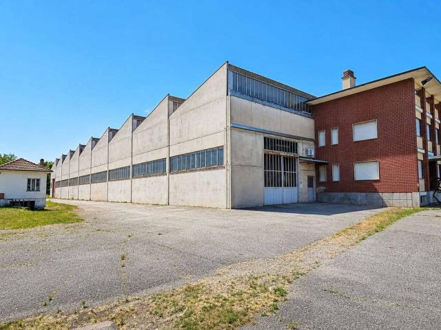 Capannone in vendita a Frossasco