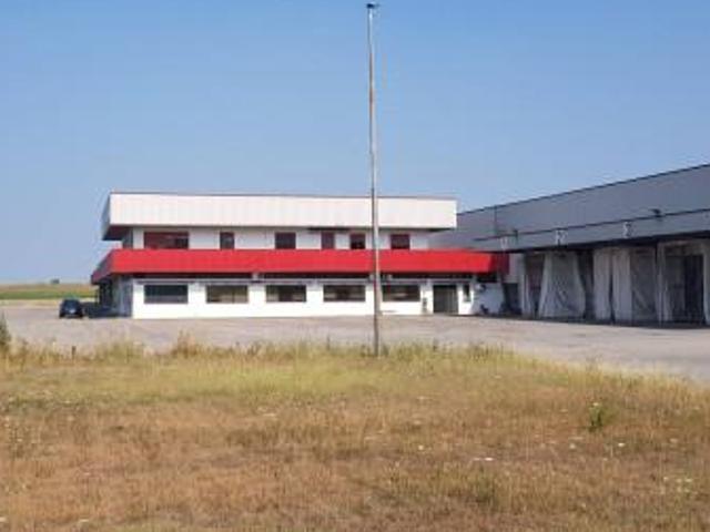 Capannone in vendita a Gualtieri