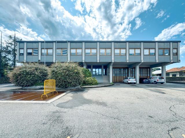 Capannone in vendita a Gozzano